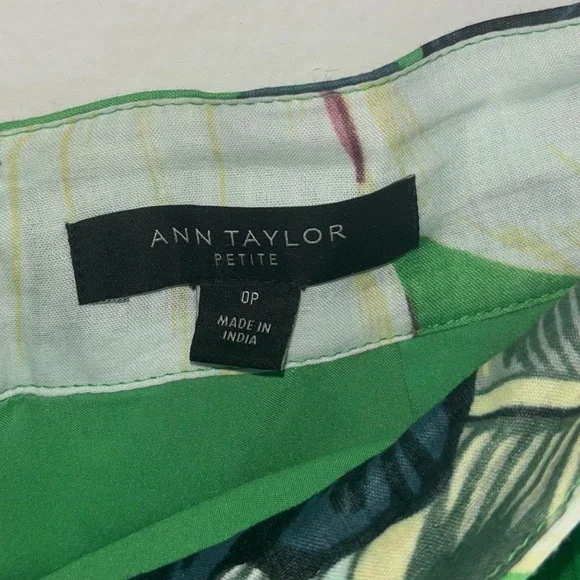 Ann Taylor Tropical Print Maxi Skirt | size 0P - Picture 7 of 7